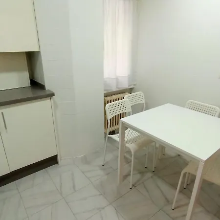 Apartment R2R - Apartamento Tito Oviedo - 621A *